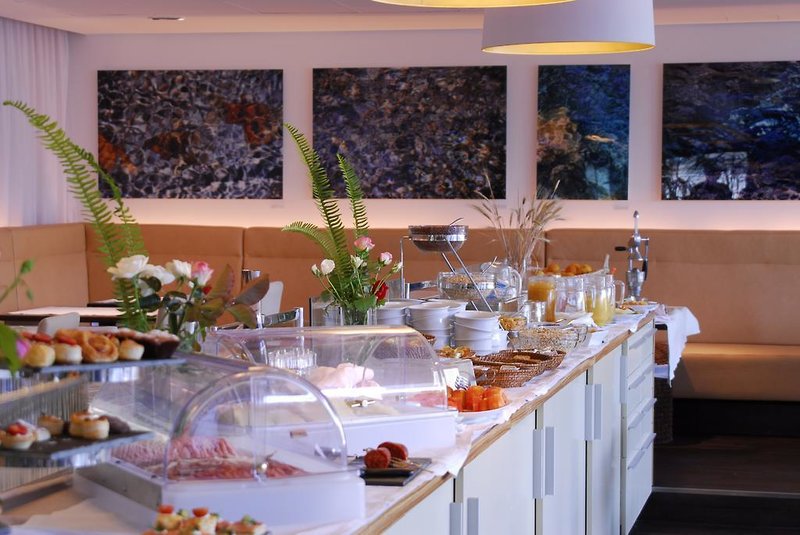 Aimia 5 - Restaurant