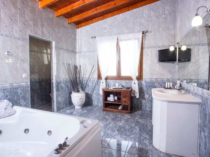 Alia Palace Luxury Hotel & Villas 35 - Room Example