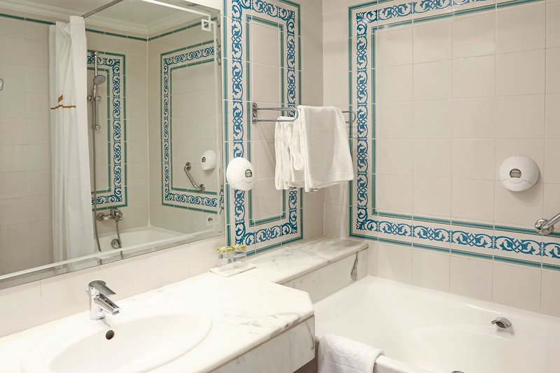 Royal Garden Palace 5