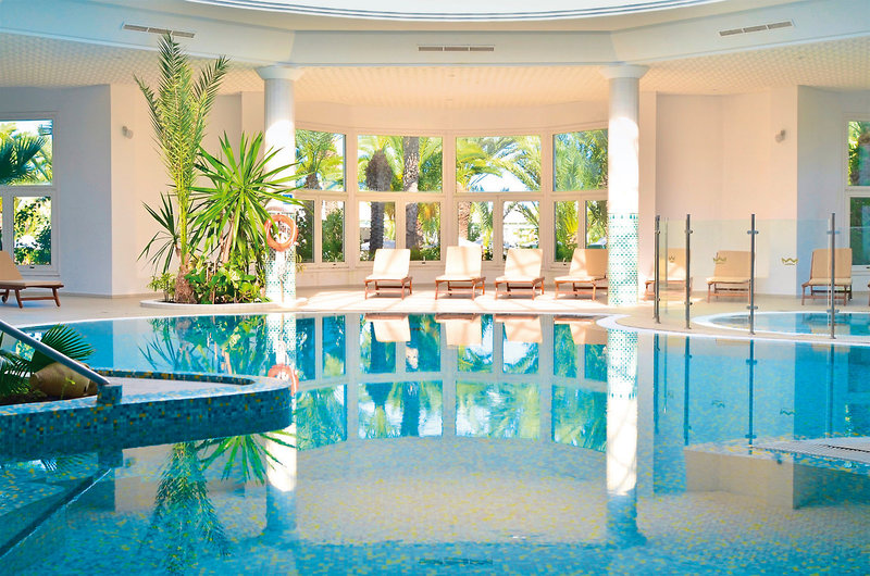 Royal Garden Palace 30