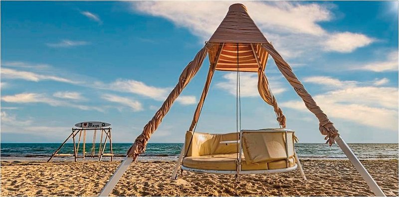 Royal Garden Palace 36