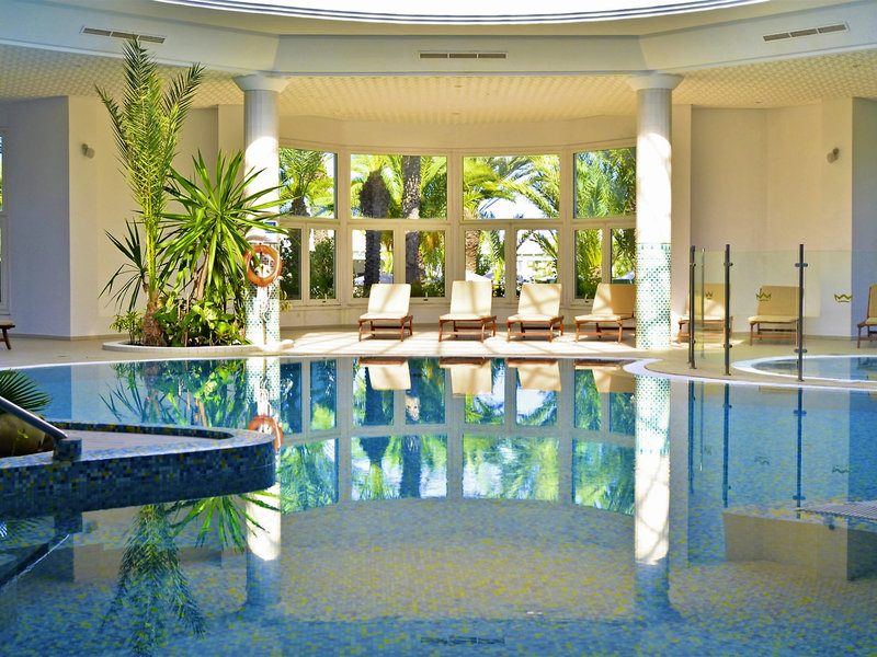 Royal Garden Palace 8