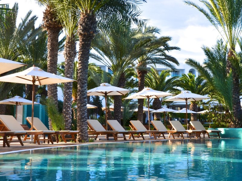 Royal Garden Palace 9