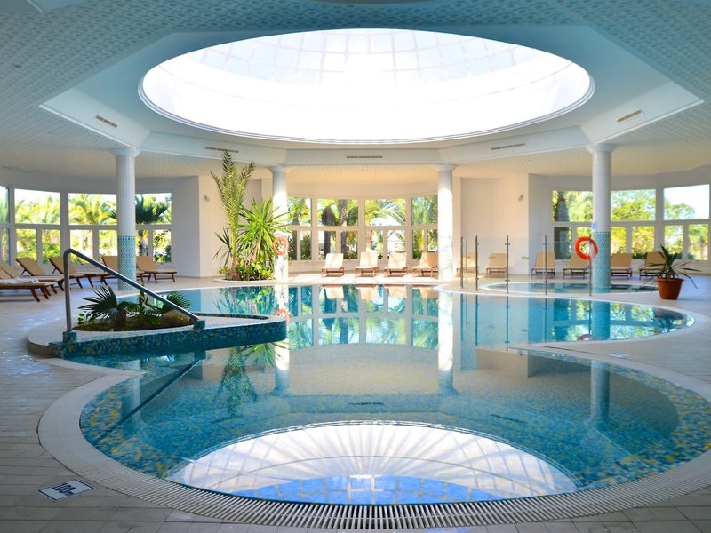 Royal Garden Palace 11