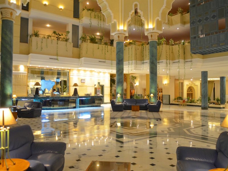 Royal Garden Palace 17