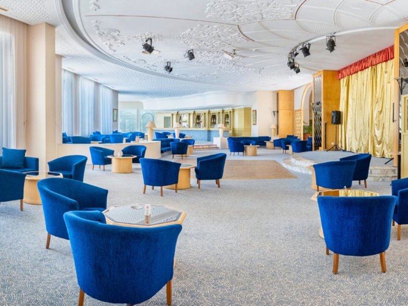 Royal Garden Palace 30