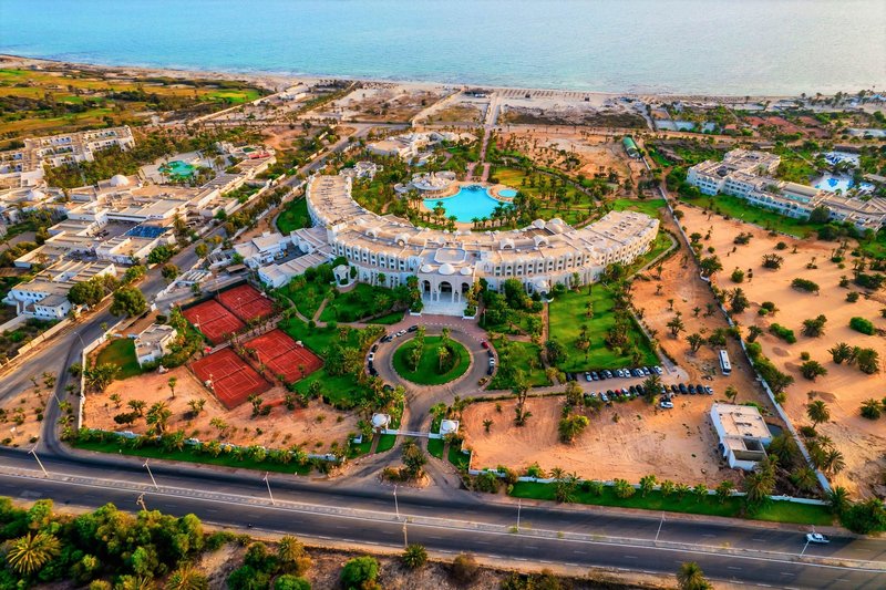 Royal Garden Palace 16