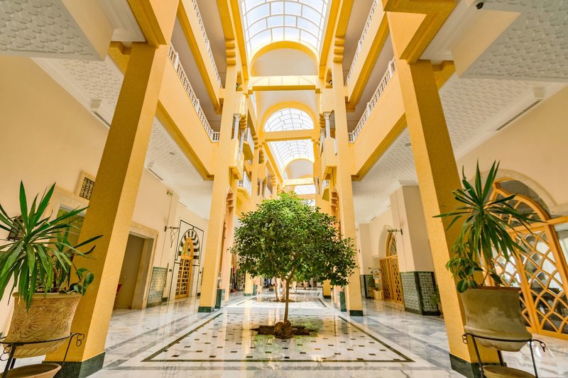 Royal Garden Palace 23