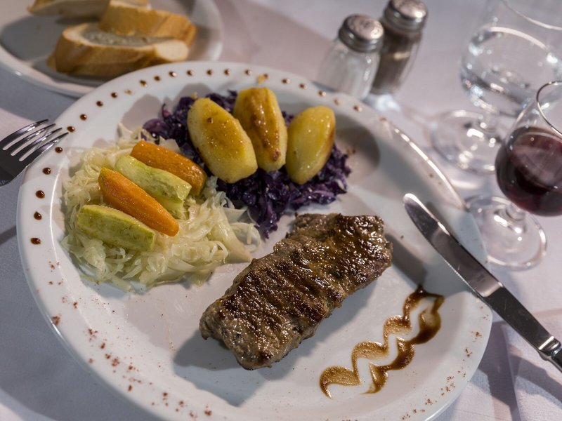 COOEE Hari Club Beach Resort 30