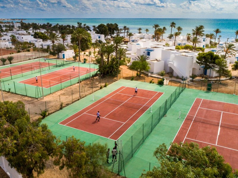 COOEE Hari Club Beach Resort 38