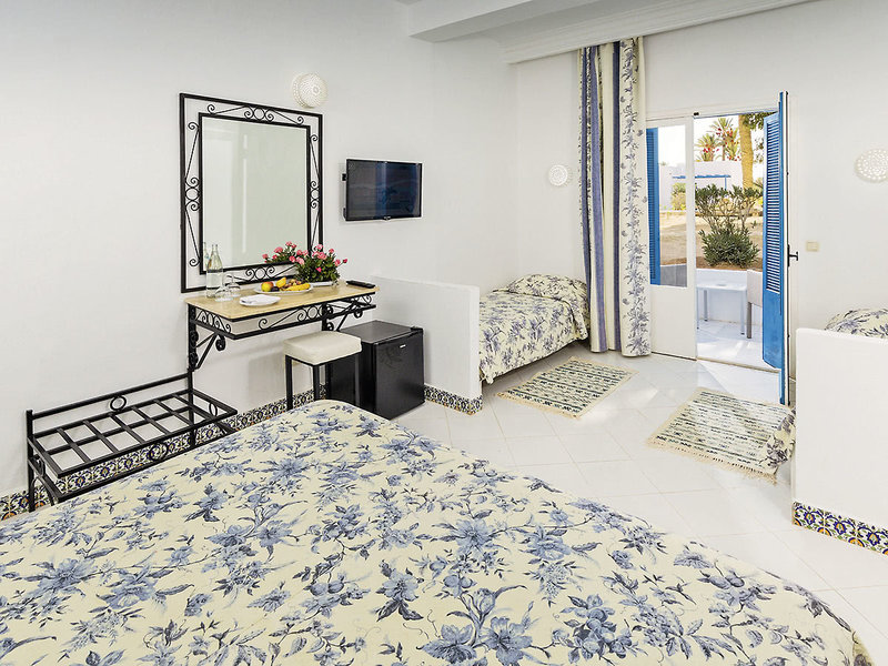 Hari Club Beach Resort 8