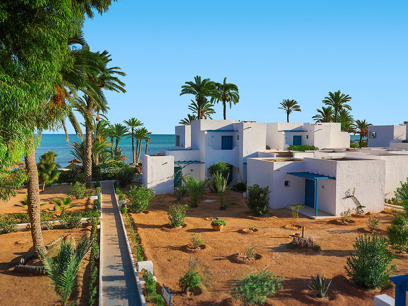 Hari Club Beach Resort 12