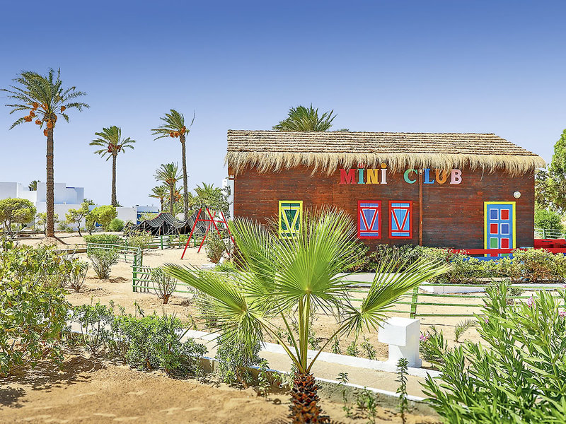 Hari Club Beach Resort 18