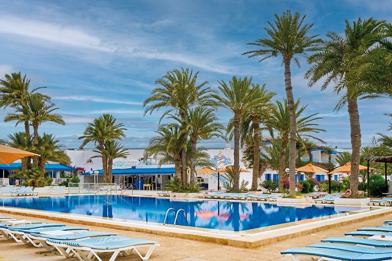 Hari Club Beach Resort 3