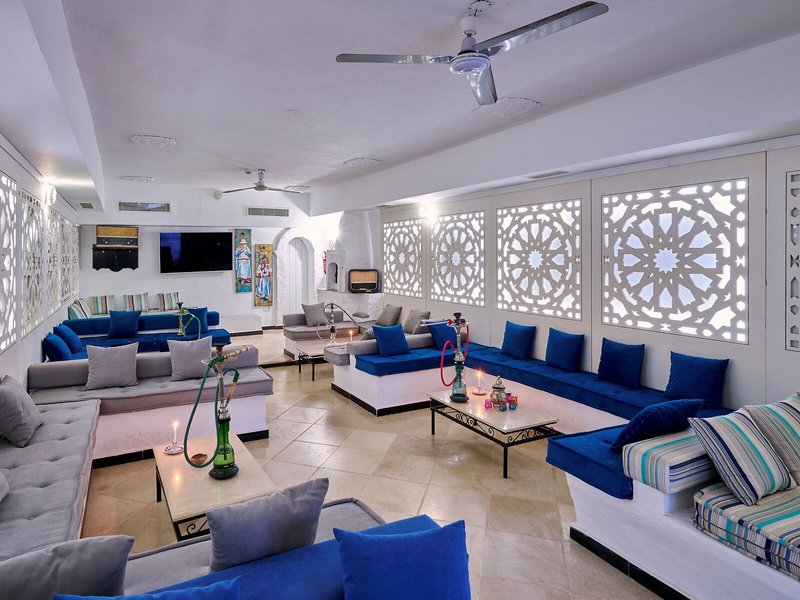COOEE Hari Club Beach Resort 49