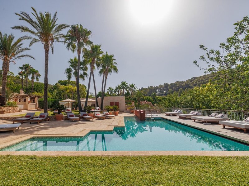 Can Lluc Boutique Country Hotel & Villas 2