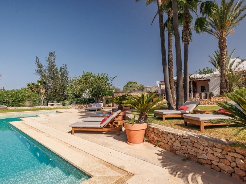 Can Lluc Boutique Country Hotel & Villas 3