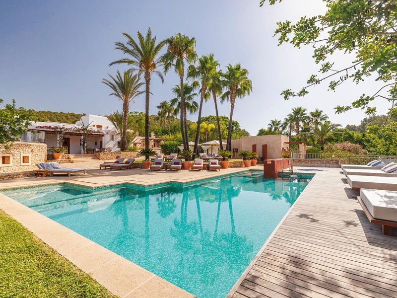 Can Lluc Boutique Country Hotel & Villas 5