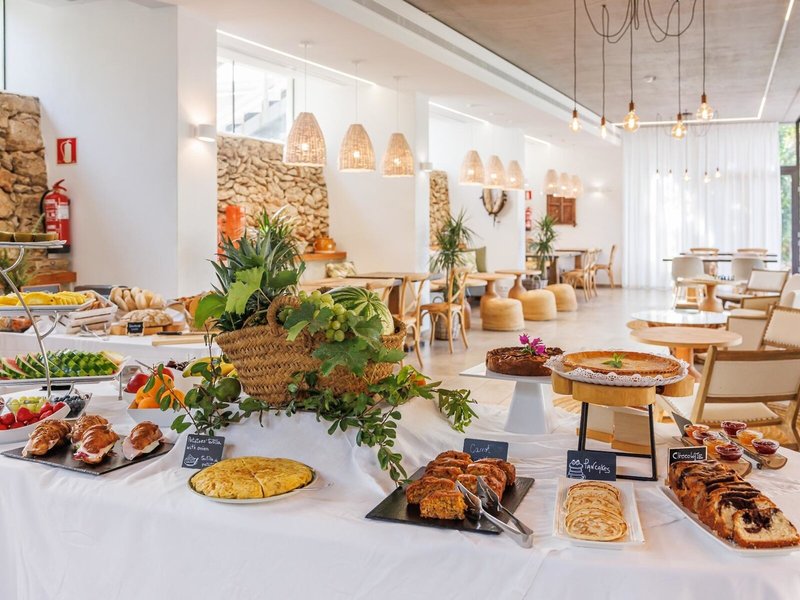 Can Lluc Boutique Country Hotel & Villas 18