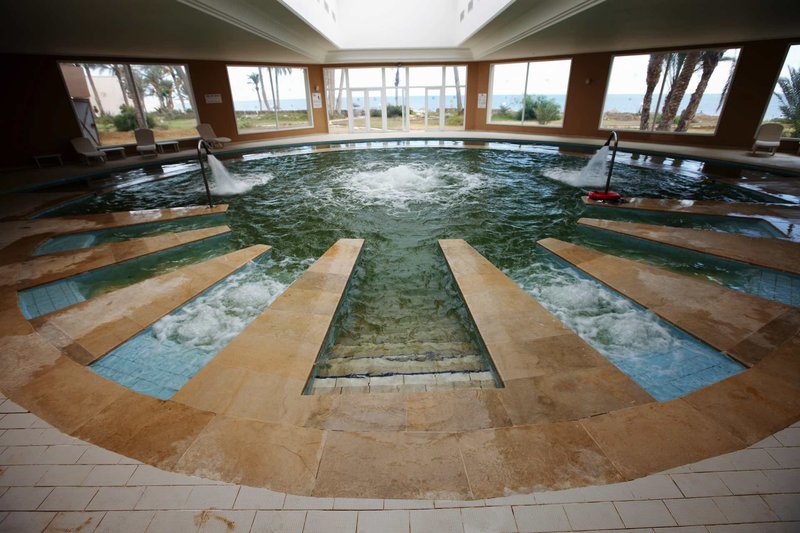 Zita Beach Resort 10