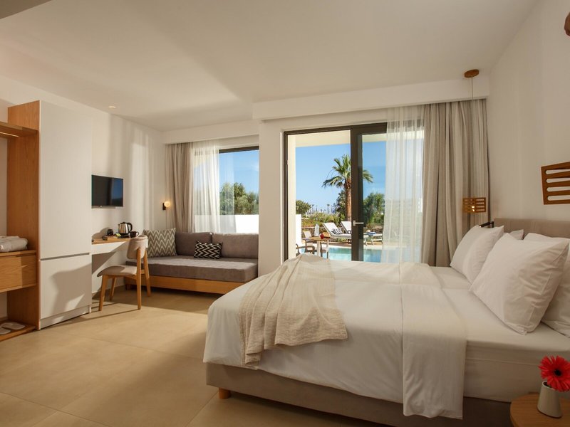 Home Hotel 16 - Room Example
