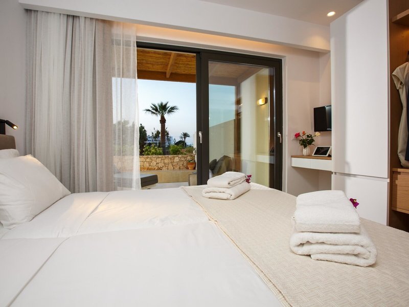 Home Hotel 23 - Room Example
