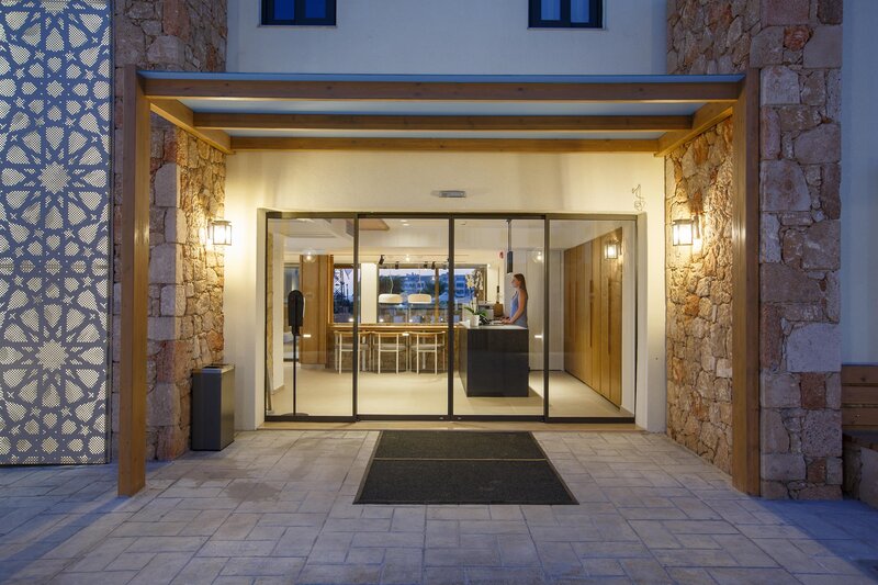 ALOE Boutique Hotel powered by Anissa Beach 33