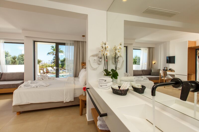 ALOE Boutique Hotel powered by Anissa Beach 56