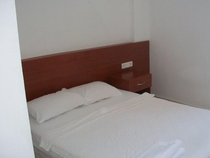 Kriss Hotel 24
