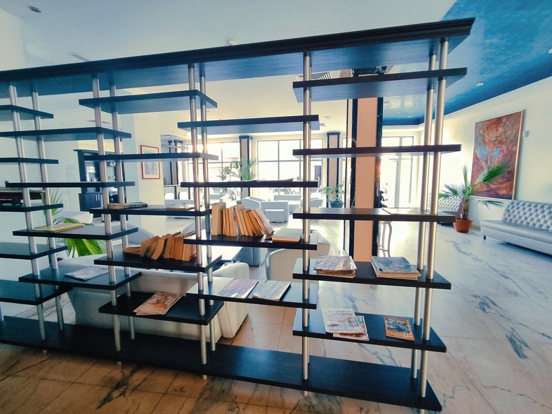 Moonlight Hotel 14