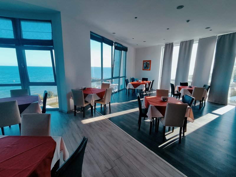 Moonlight Hotel 17