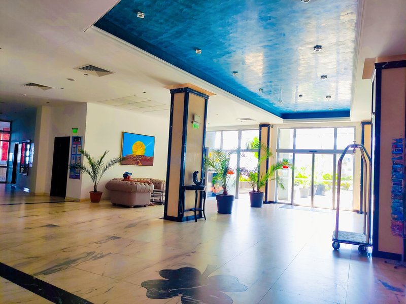 Moonlight Hotel 19