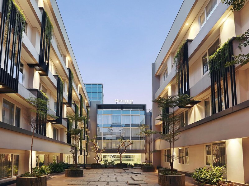 Mercure Jakarta Sabang 3