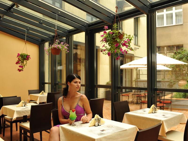 Hotel Roma Prague 9