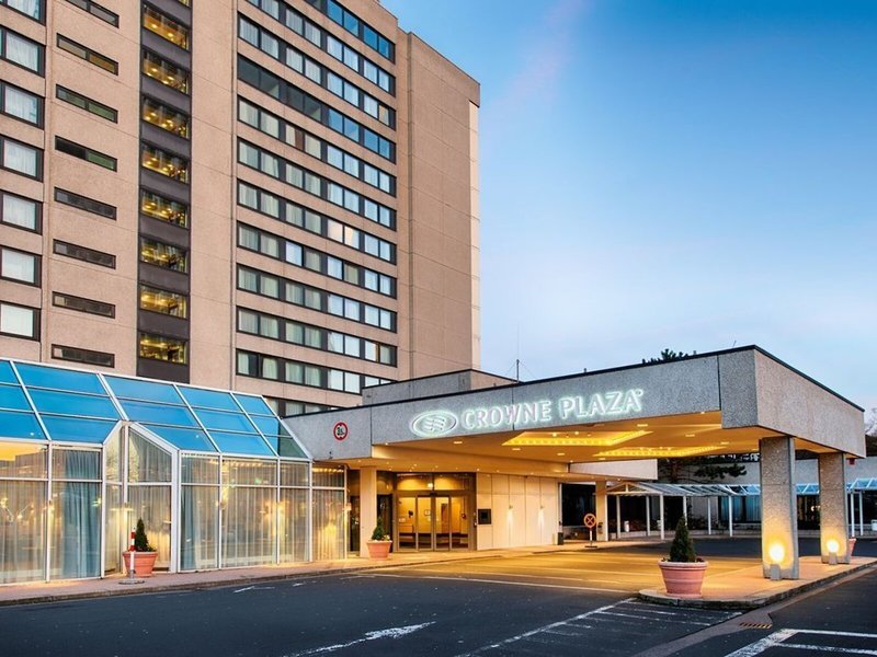 Plaza Frankfurt Conress Hotel  5