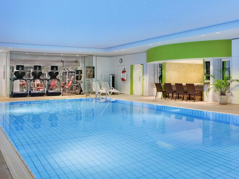 Plaza Frankfurt Conress Hotel  11
