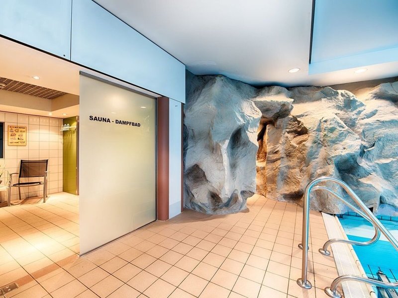 Plaza Frankfurt Conress Hotel  16