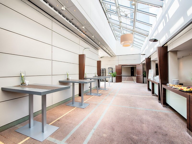 Plaza Frankfurt Conress Hotel  17