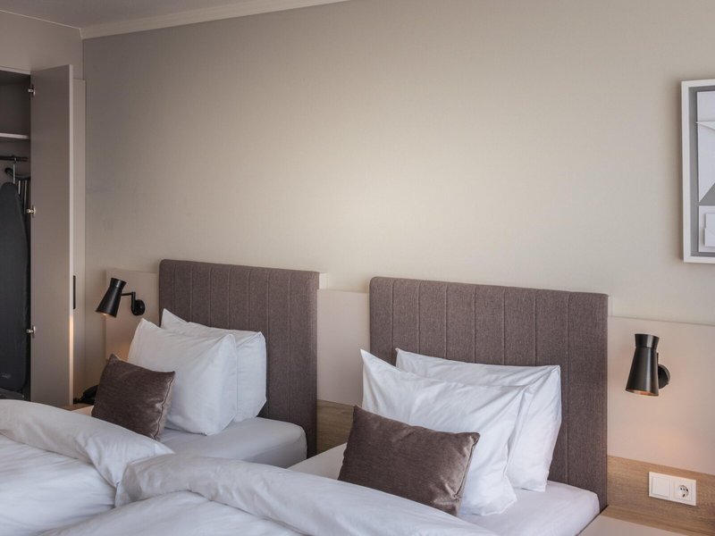 Plaza Frankfurt Conress Hotel  49