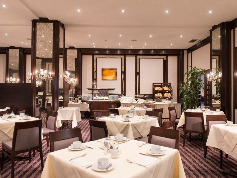 Wyndham Duisburger Hof 8