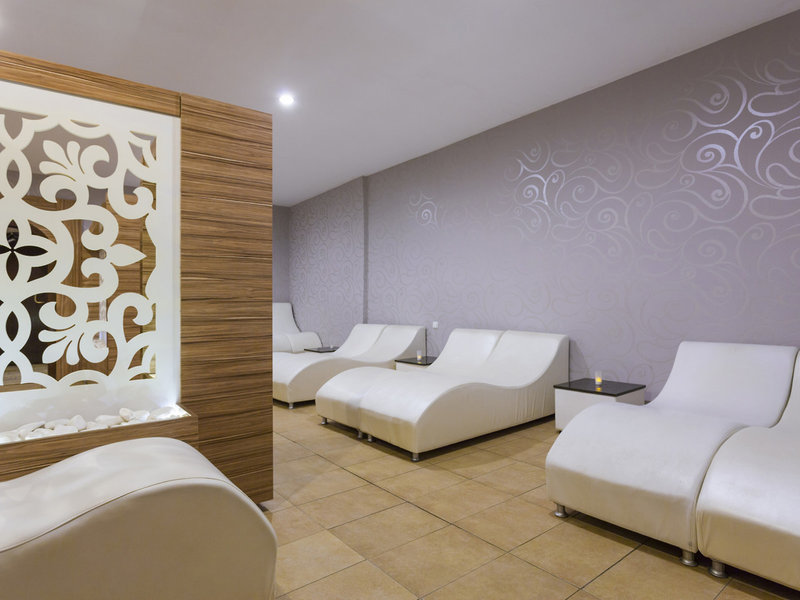 Hotel Turan Prince 37