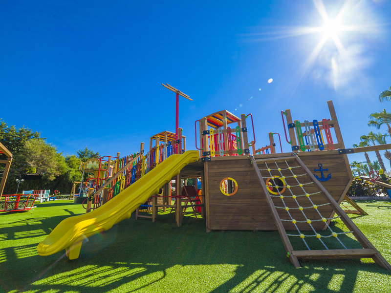 Hotel Turan Prince 39