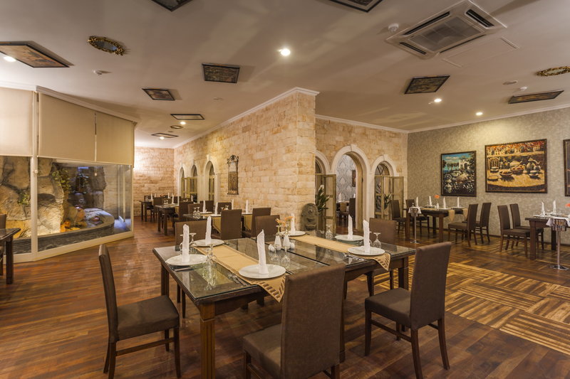 Hotel Turan Prince 8