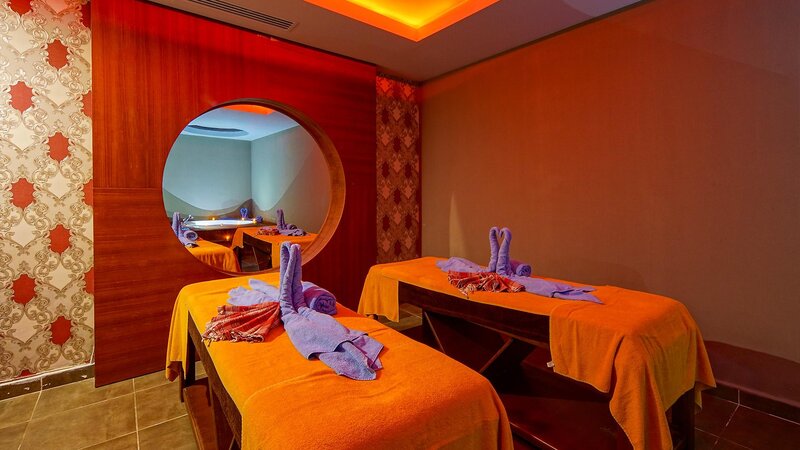 Diamond Beach Hotel & Spa 25