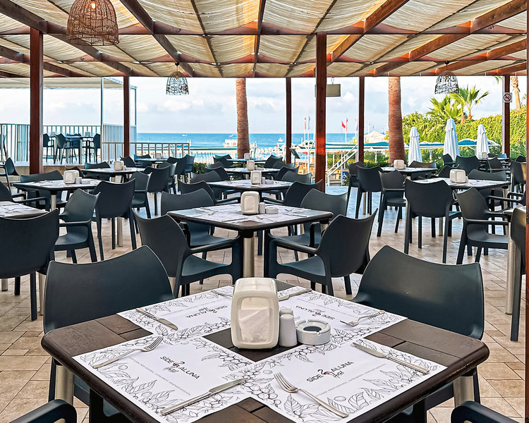 Diamond Beach Hotel & Spa 19