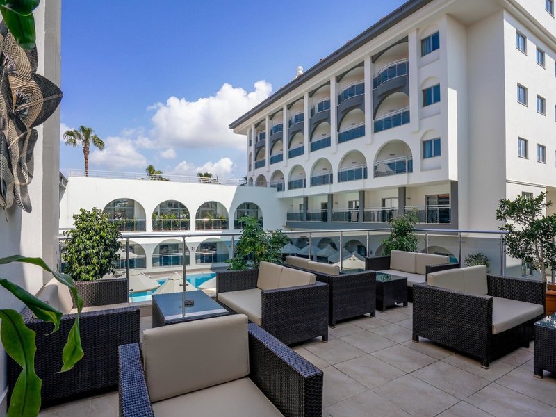 Side Aluna Hotel 29