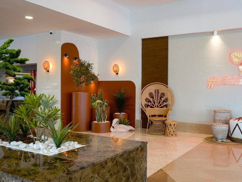 Side Aluna Hotel 37