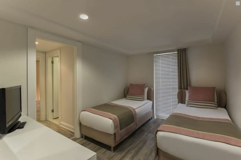 Delphin Diva 10