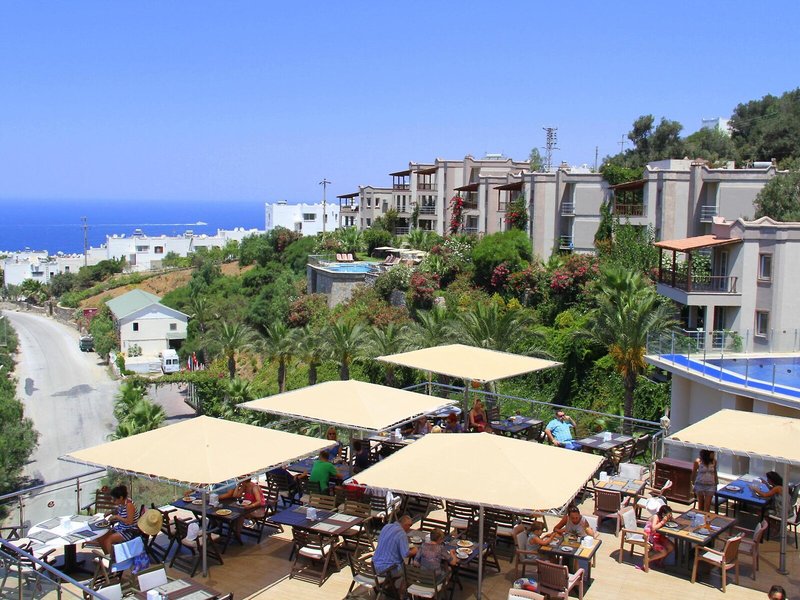 Golden Age Crystal Bodrum 2