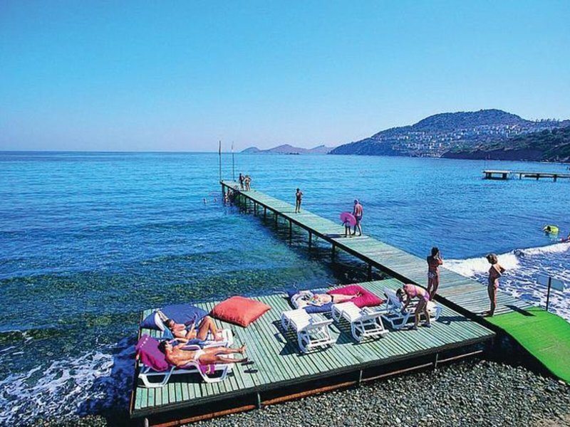 Golden Age Crystal Bodrum 6